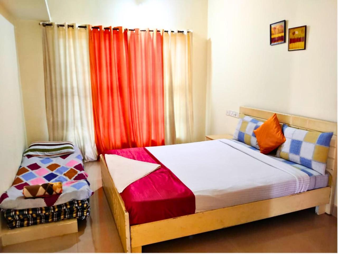 Golden Magnolia Homestay บังกาลอร์ ภายนอก รูปภาพ