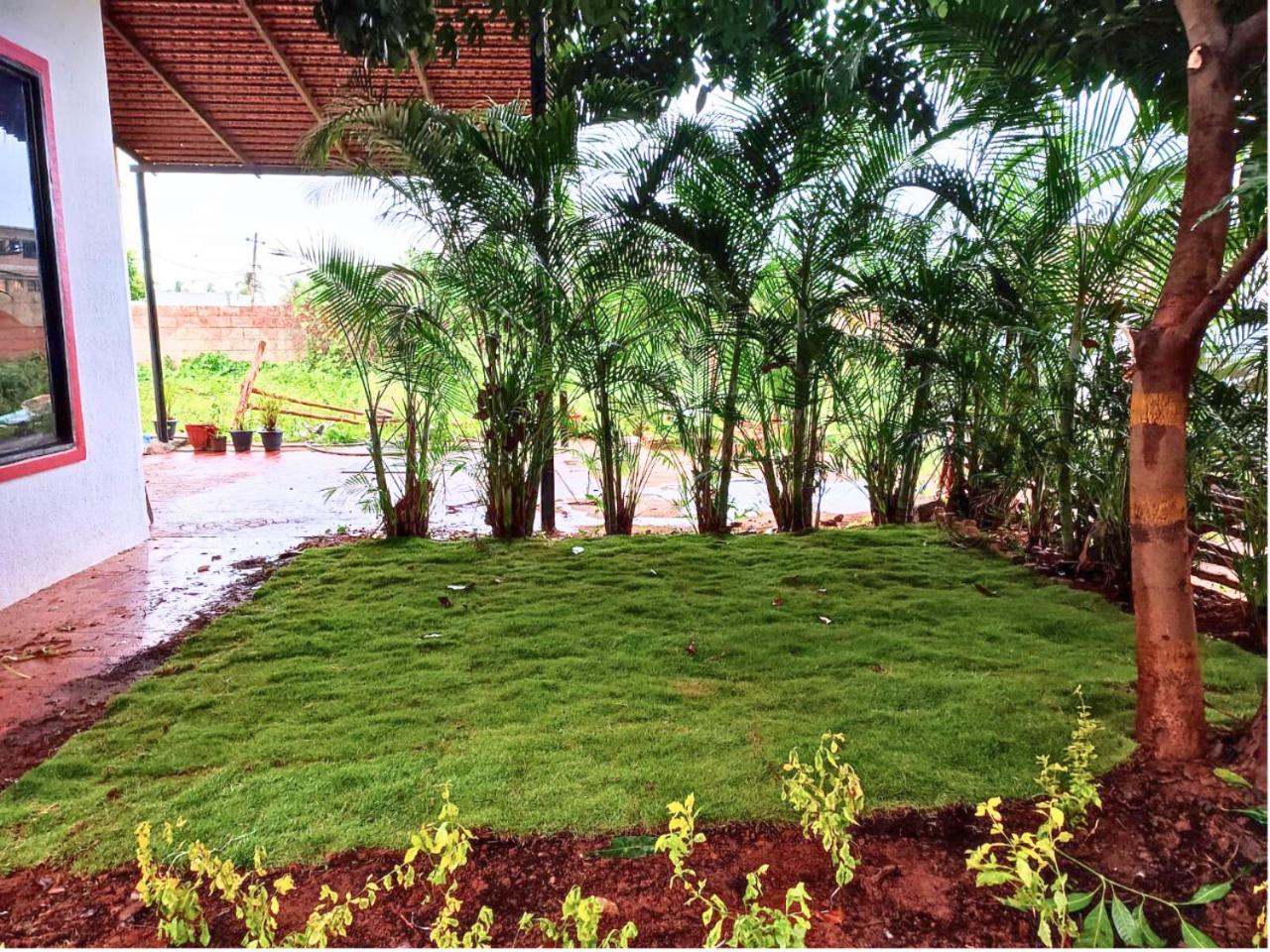 Golden Magnolia Homestay บังกาลอร์ ภายนอก รูปภาพ